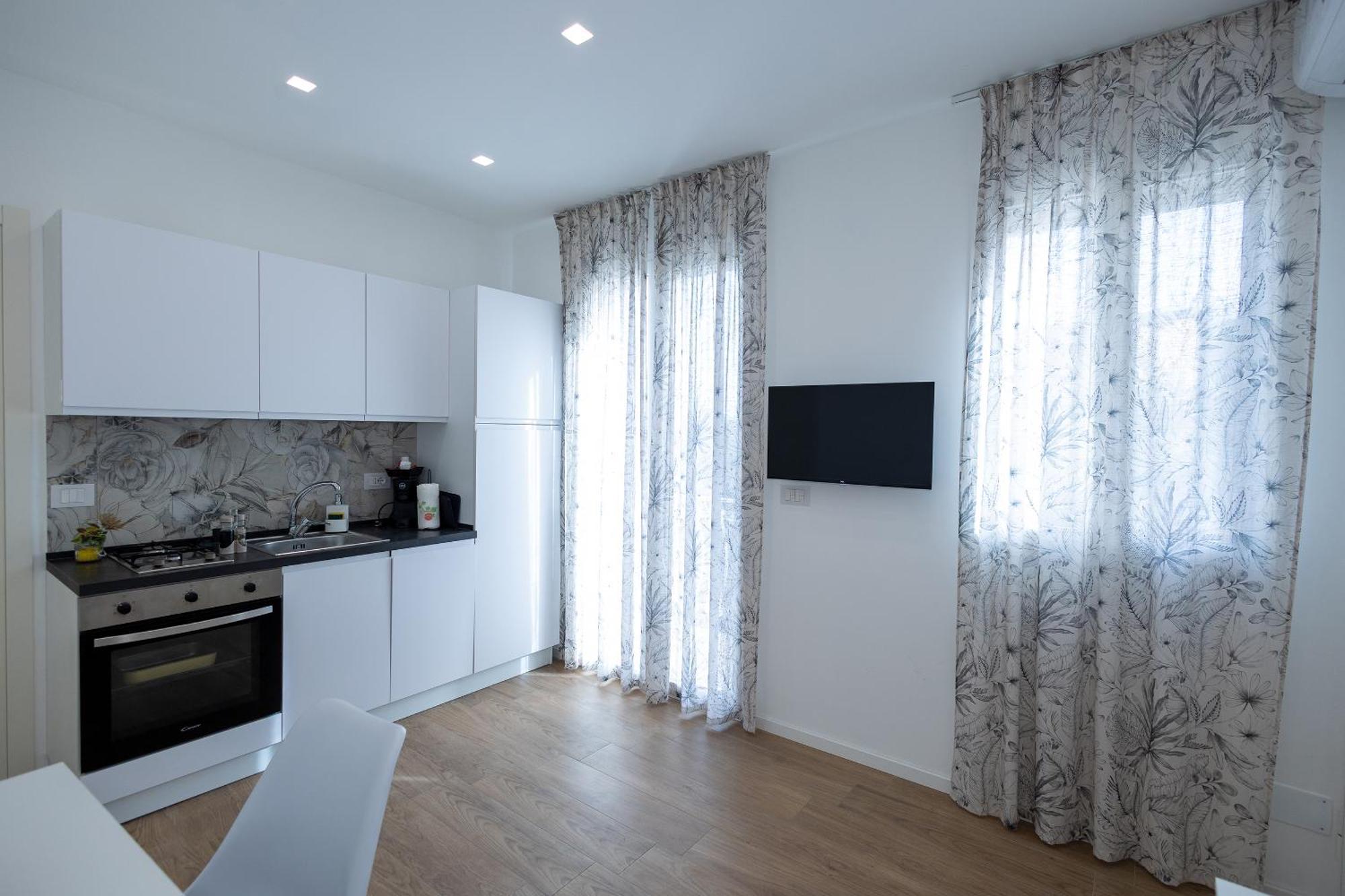 Perla Sul Mare Apartments Giardini Naxos Bagian luar foto